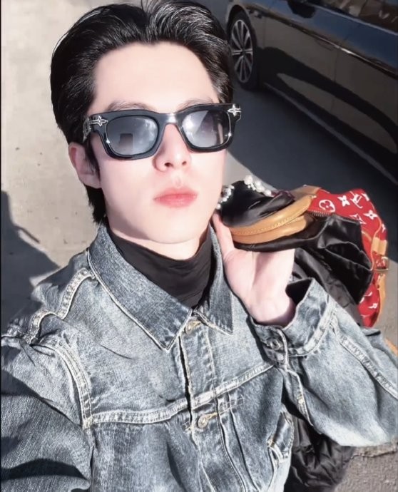 王鹤棣本人公开认证的社交账号具体是哪几个?