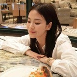 看密室大逃脱，许凯杨幂好几次互cue，感觉关系真不错好熟啊