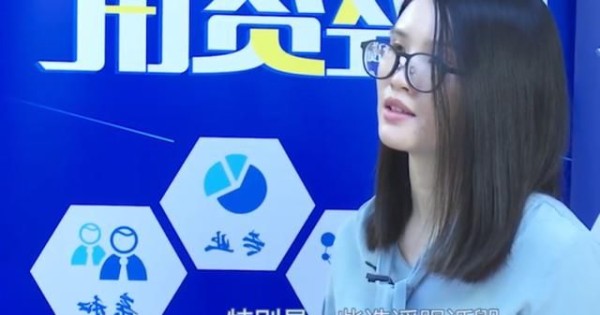 肖战接受访谈不卑不亢，重新定义偶像与粉丝的关系