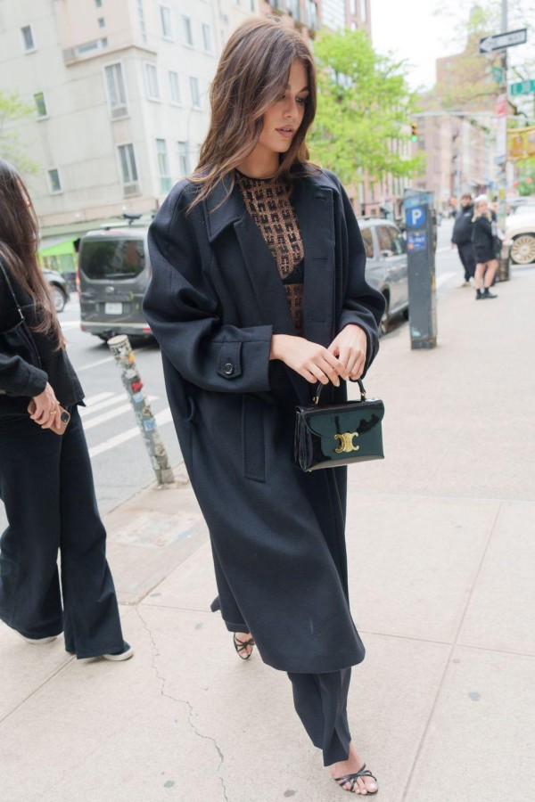 五月10大最佳名人着装，行走的穿衣指南！