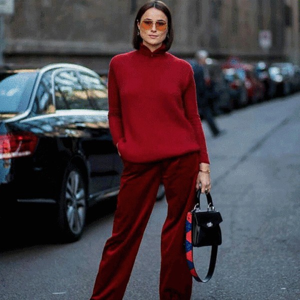 这些明星们的“新年红”穿搭太美了！每一套都很值得借鉴