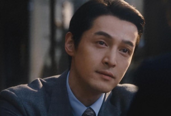 胡歌《生命树》颠覆形象：从“偶像包袱”到“角色灵魂”