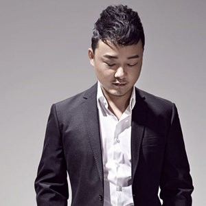 歌手曾一鸣的图片