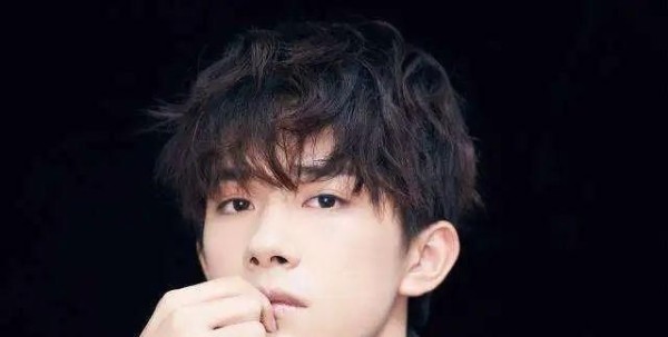 明星的八卦图：千玺,杨幂、肖战,热巴