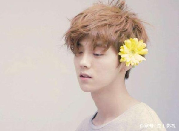 鹿晗五首好听的歌曲，其中一首称为烧脑幻想单曲，你们听过么