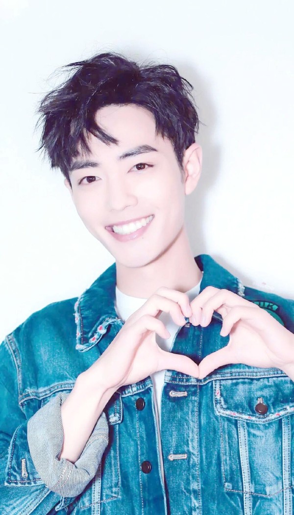 肖战的成名之路：从重庆少年到娱乐圈新星