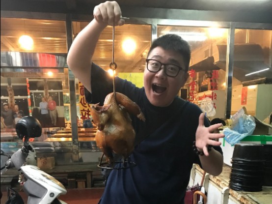 3岁出道，4岁出名，红极一时的小童星被父母坑惨，如今变成这样！