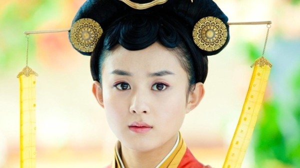 赵丽颖陈晓“意难平”背后，是谁在操控我们的CP记忆？