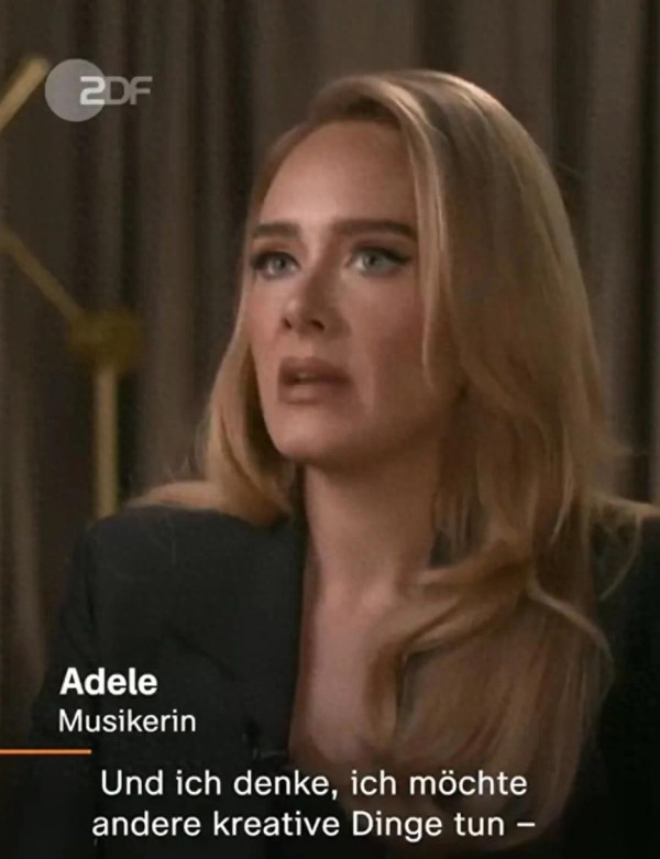 阿黛尔跨界演艺圈：从音乐女王到荧屏新星