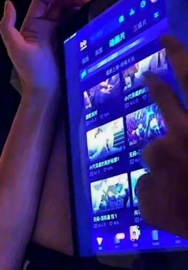 a92ae8f4ly1h62yu8b9g2j20as0fh0uv