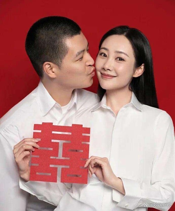 晒出结婚证，李纯马頔幸福瞬间暖心全网