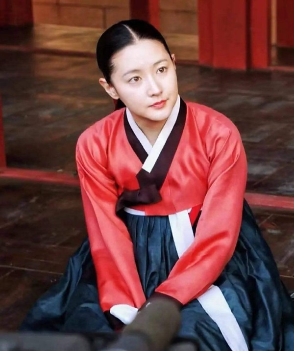 李爱英事件持续发酵：韩媒曝出更多细节，豪门梦碎，真相令人唏嘘