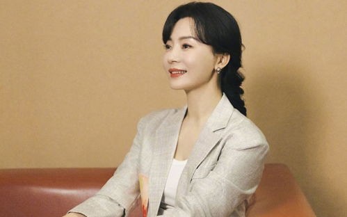 98年最火的电视剧女明星与金融高管