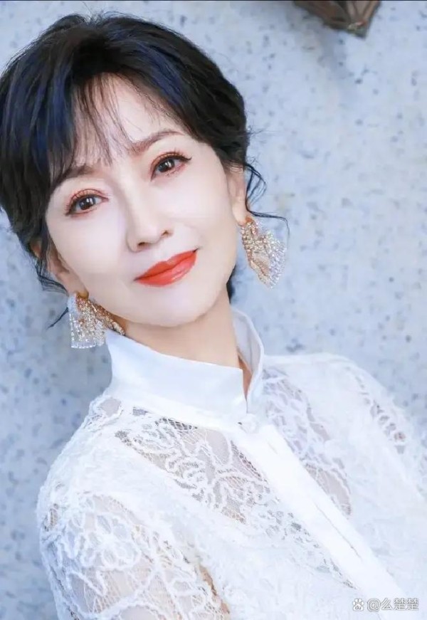 1978年，赵雅芝深陷舆论风暴，当...@么楚楚的动态