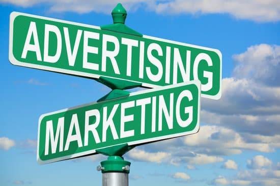 品牌化妆品销售(个人品牌如何打造？年入千万的“李佳琦”，给你3个建议)