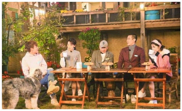 《亲爱的客栈2》嘉宾名单正式出炉，网友：怎么会有他