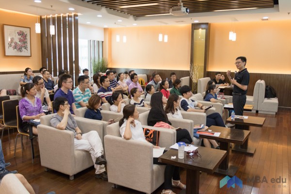 上财MBA明星教师“人气之王”奏响财会最强音丨Pre