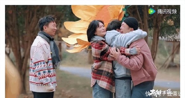 谢娜李维嘉杜海涛抱头痛哭！3个细节揭开15年友情真相