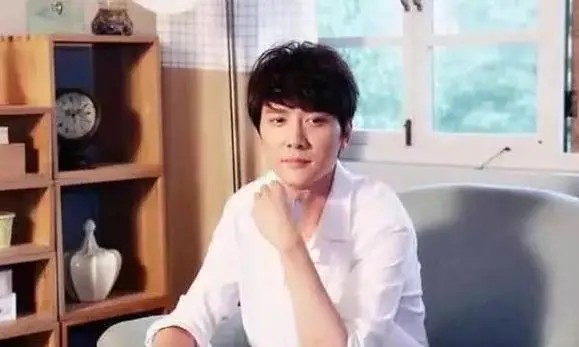 赵丽颖冯绍峰离婚，来回顾一下他们各自的豪宅啥样