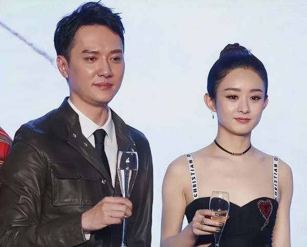 赵丽颖被问是否复合，一句话回应耐人寻味，冯绍峰沉默不语