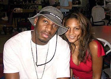 麦迪35秒13分男人生活里只有他老婆了解完全不同的他