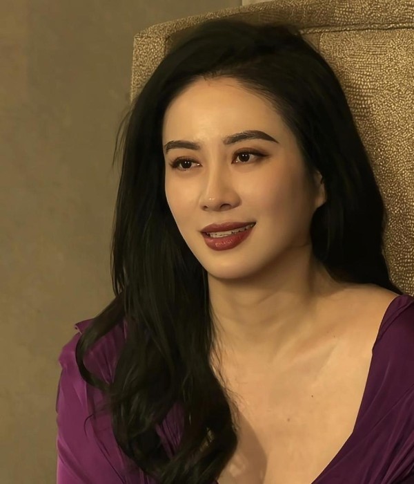 叶璇46岁进军短剧爆火，颜值回春气质惊艳，她穿紫色衣服真的绝美