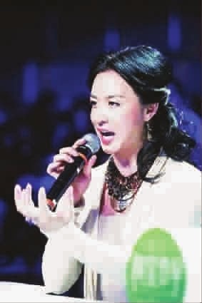 金星谈转做娱乐明星：生存非常艰难 实现艺术理想