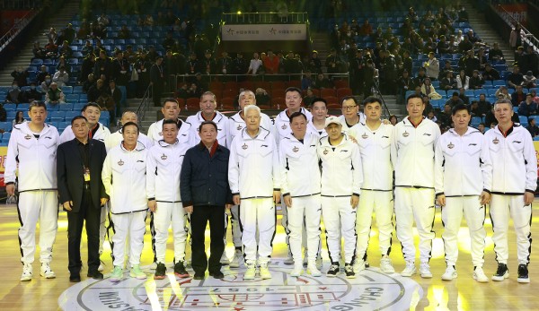 中国男篮黄金一代集体亮相CBA全明星 96一届独缺一人
