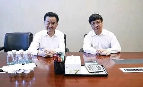 惊天动地！商业巨头大动作！揭王健林为何将万达核心资产出售国家