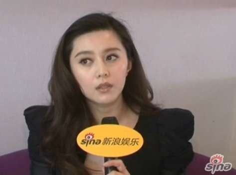 戛纳独家对话范冰冰：我的龙袍你未必敢穿(图)
