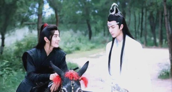 肖战与王一博：颜值与影响力之辩