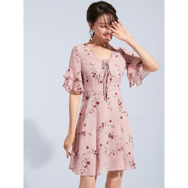 2019夏季新款精品女装时尚v领荷叶五分袖a字裙气质名媛雪纺连衣裙