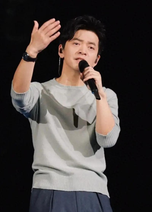 李健官媒频频点名，真相颠覆大众认知