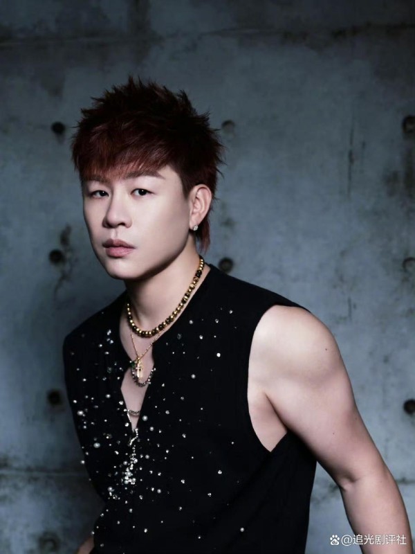 胡彦斌顶配音乐人，不靠流量靠实力，25年稳坐华语乐坛第一梯队