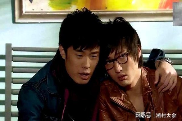 郑恺陈赫聚餐破不和传闻,彭昱畅现身太意外,合照两次P图引热议