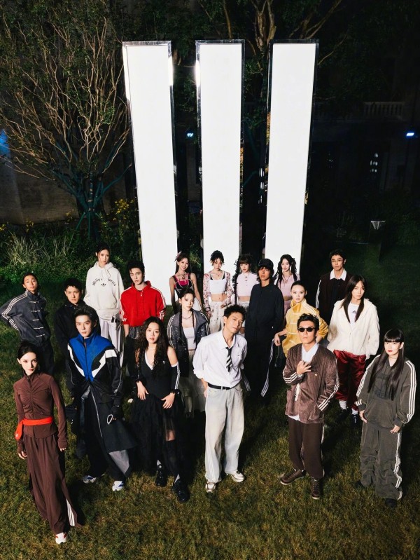 adidas 上海时装周创意呈现「POWER OF THREE」