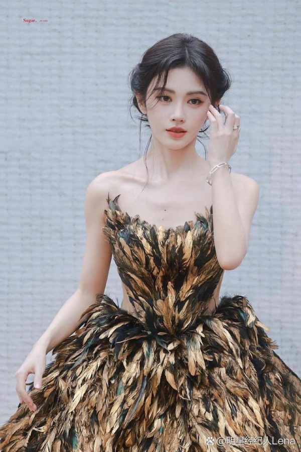 梦想不设限，舞台正发光...@明星经纪人Lena的动态