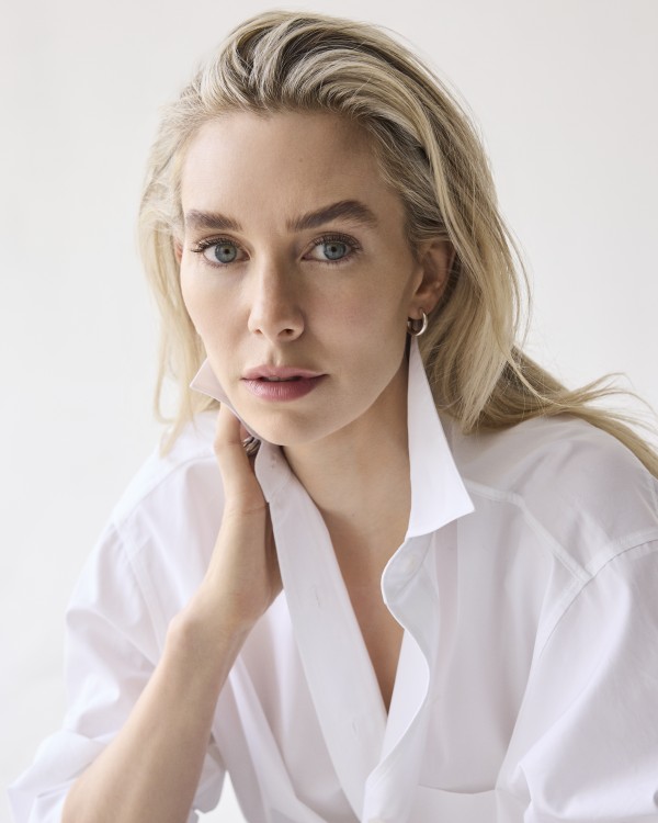 兰蔻宣布凡妮莎•柯比（Vanessa Kirby）成为全球代言人