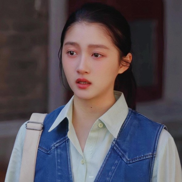 鹿晗关晓彤7年“去商业化”恋爱，狠狠打了谁的脸？