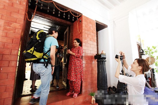 高梓淇蔡琳录节目秀恩爱 浪漫真诚打破蔡琳“四不”原则 （组图）