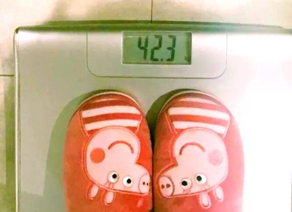 明星减肥微博全揭秘：从盐水减肥到瘦身饮食