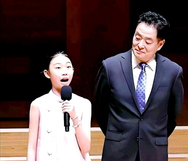 星二代时代：娱乐圈资源分配与公平性的博弈