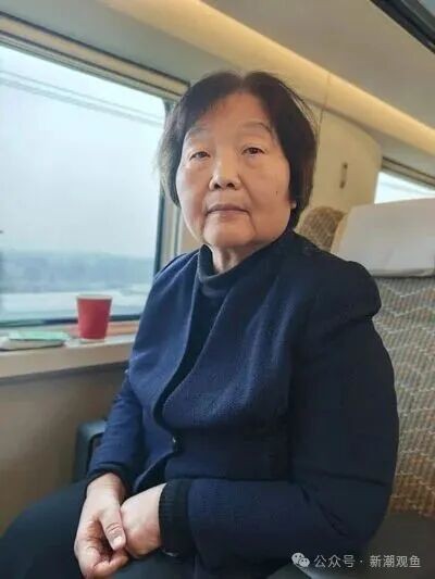 全国人大代表、知名编剧赵冬苓