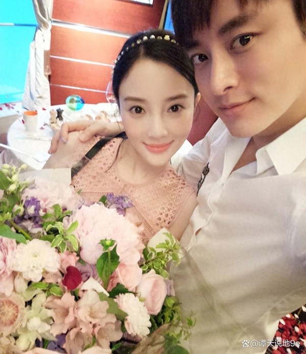 贾乃亮李小璐的“假复婚”：甜馨一语道破真相