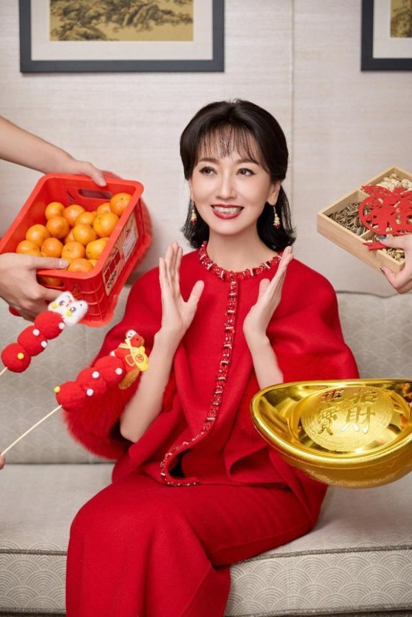 赵雅芝心情愉悦。