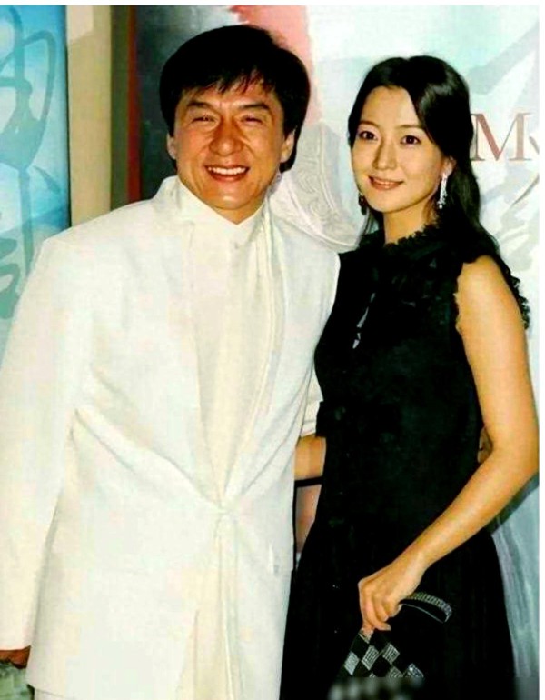 明星保养秘诀大揭密：输血、喝尿与更多惊人方式