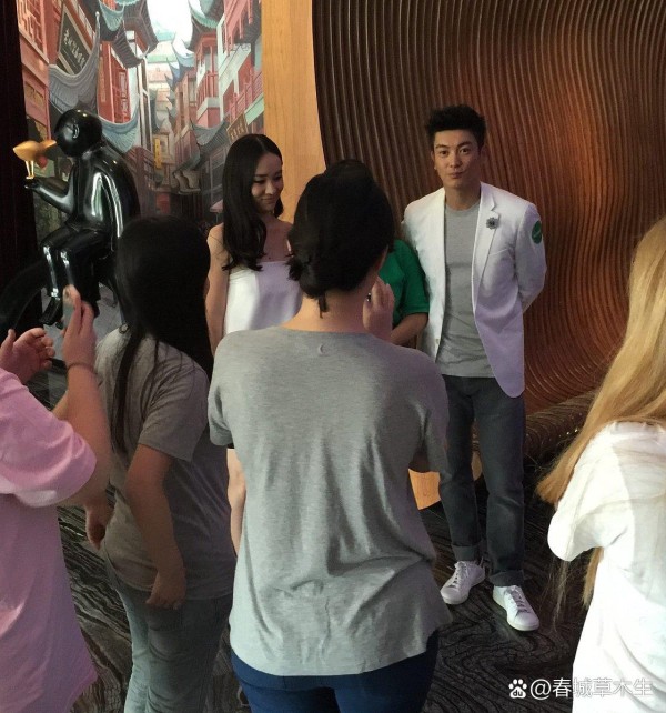 明星出轨事件频发：我们该骂当事...@春城草木生的动态