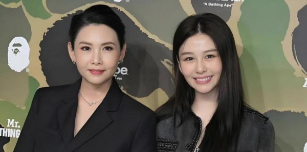 扎心了，老铁，看看娱乐圈中这18对姐妹花，人家父母到底吃了什么长这么好看，个个都是人中龙凤让人羡慕嫉妒恨