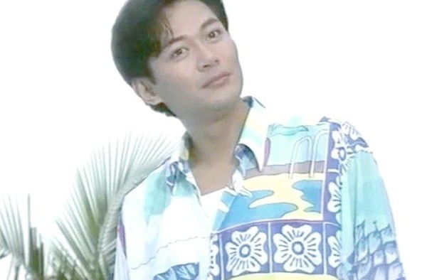 《戏王之王》中小人物命运的悲剧与演艺圈的揭示