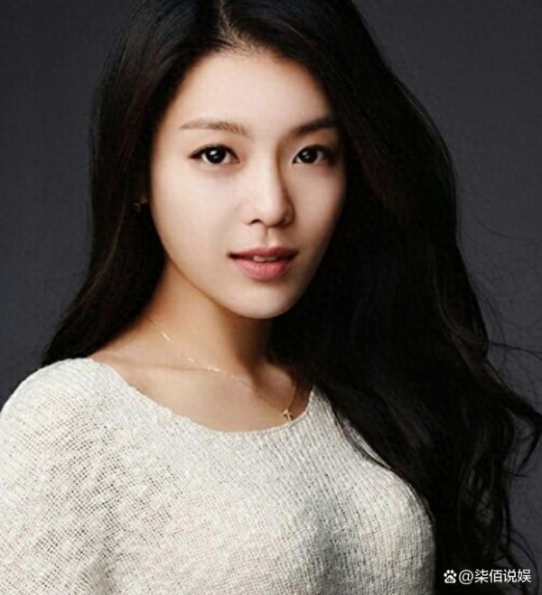 韩国女星泪揭娱乐圈黑幕！遭老板强行“验身”，还被关饭店软禁